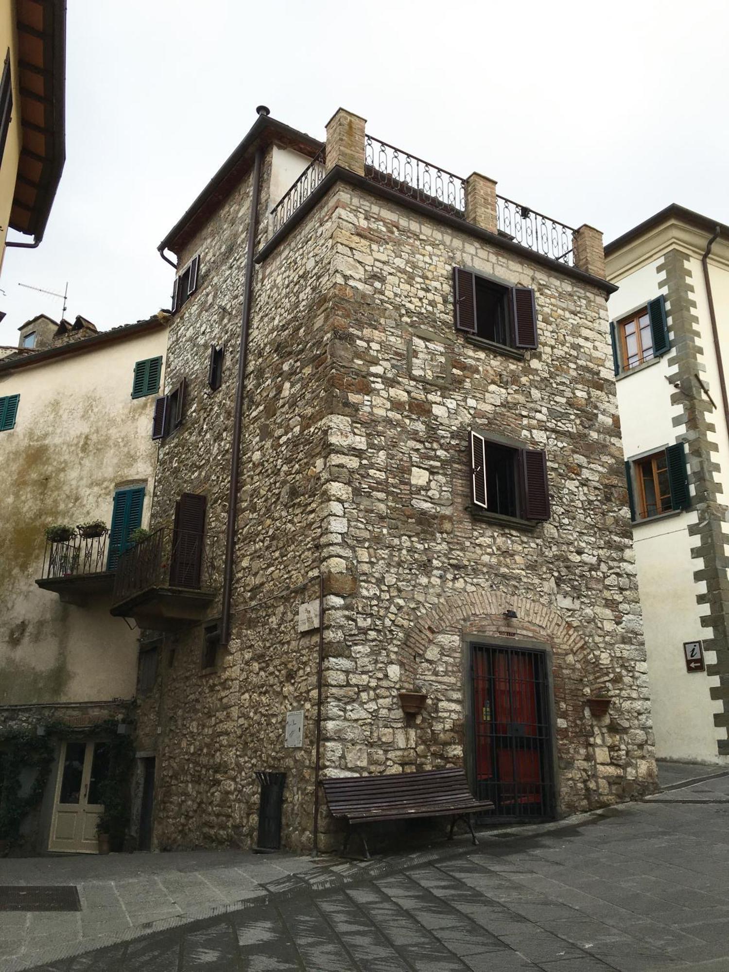 Art Rebus Tower In Tuscany Apartamento Radda in Chianti Exterior foto